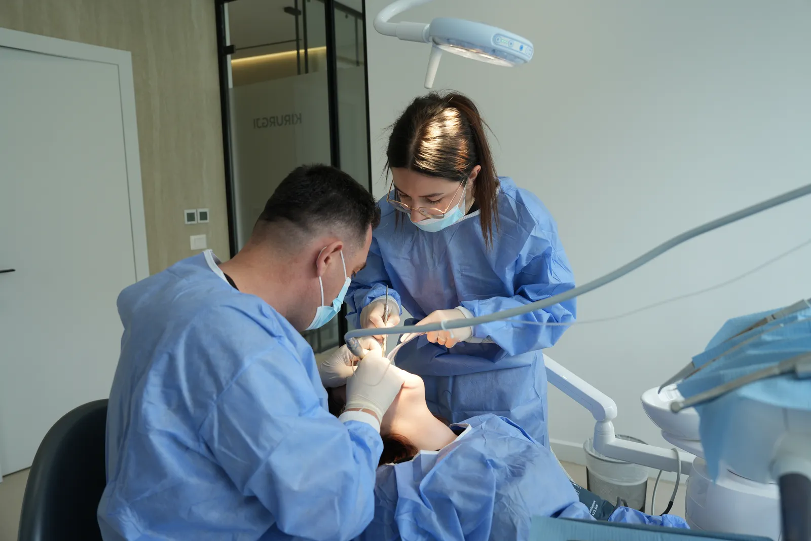 Dentistët në Shqipëri dhe zhvillimi i turizmit dentar